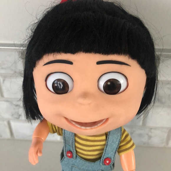 Minions Agnes Doll - Picture 3 of 3